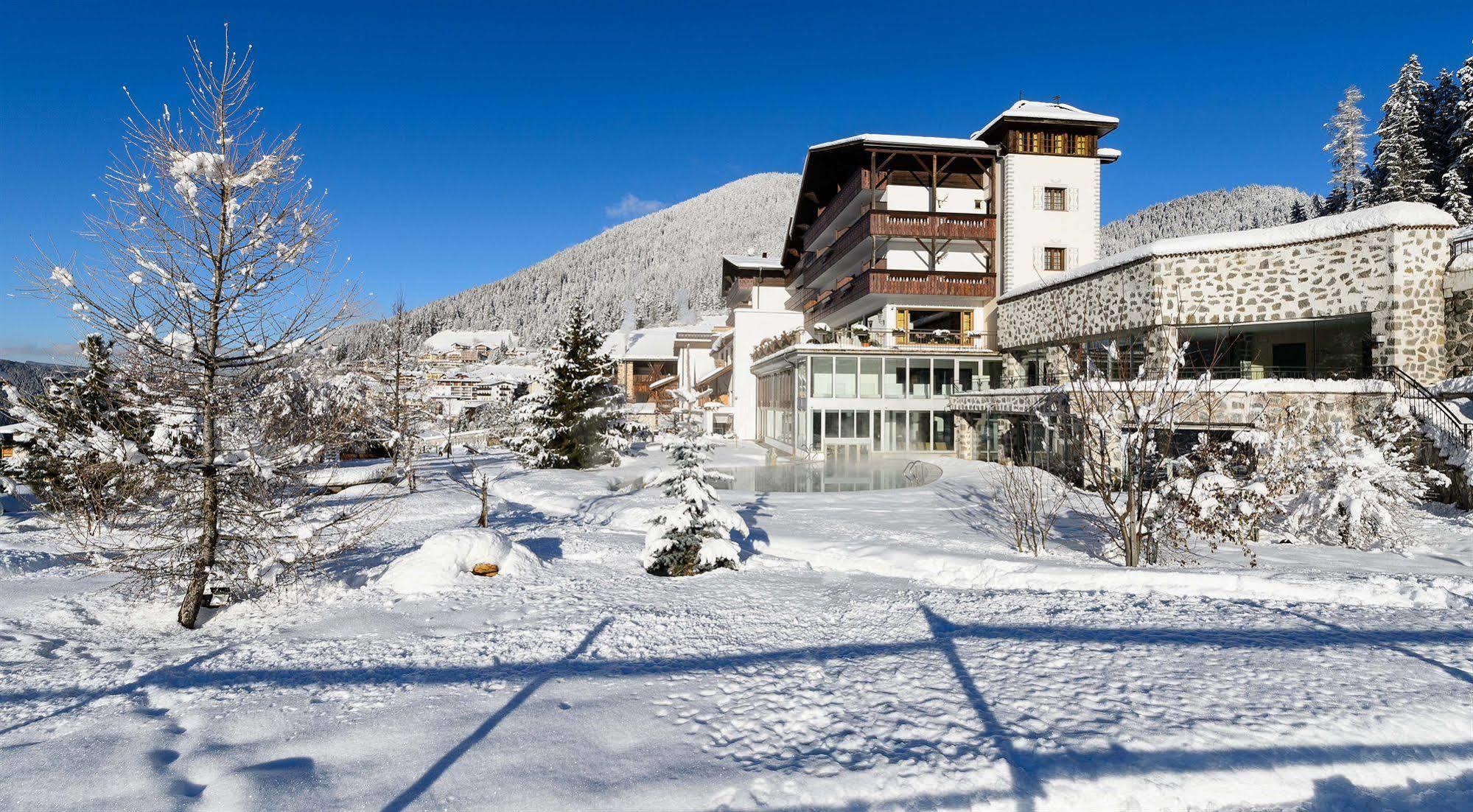 Romantik Hotel Post Nova Levante Exterior foto