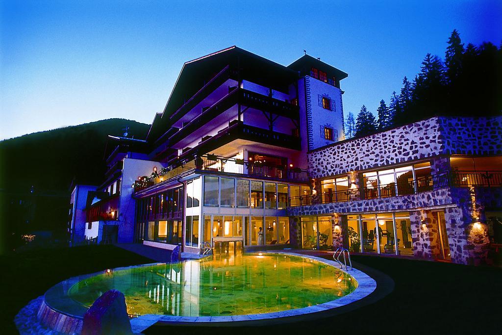 Romantik Hotel Post Nova Levante Exterior foto